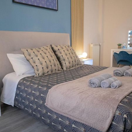 Sara'S Home - Modern Apartment Near Metro, Perfect For Families And Groups In Roma Exterior foto