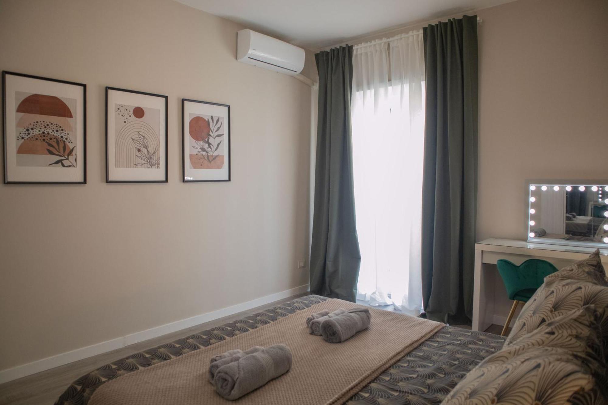 Sara'S Home - Modern Apartment Near Metro, Perfect For Families And Groups In Roma Exterior foto